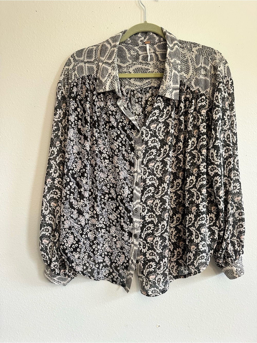 Black and White Mixed Print Button-Up‎ Blouse - Women Tops